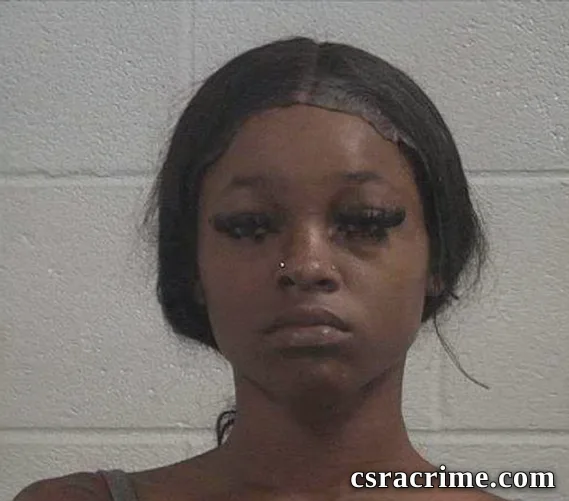 Carolisha Ty Teannia Bailey booking photo