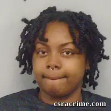 Daishonae Shanyae Green booking photo