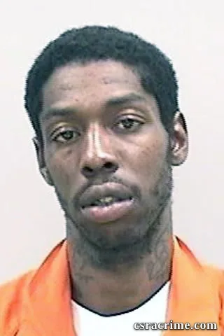 Darkevious Brown booking photo