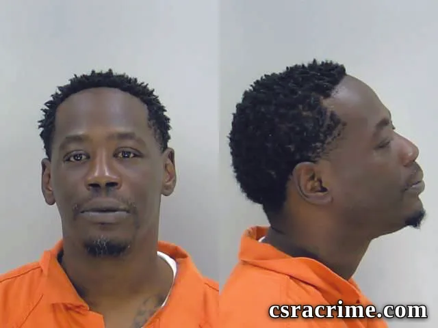 Deshawn Lowe booking photo