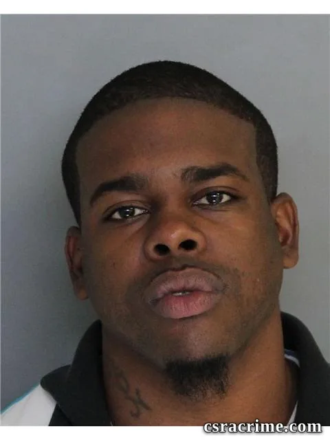 Detron Gomillion booking photo