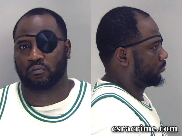 Dlario Vance booking photo