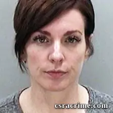 Elizabeth Mobley booking photo