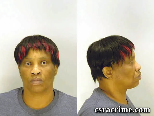 Eyvoneda Barrett booking photo