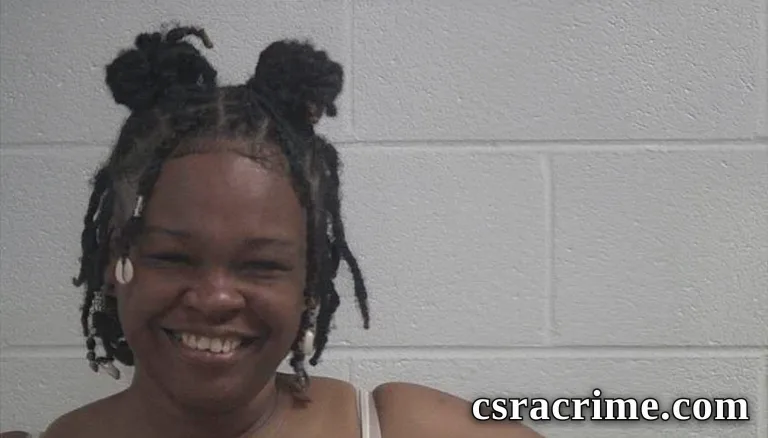 Jaquella Lajashia Hill booking photo