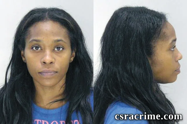 Keondra Golden booking photo