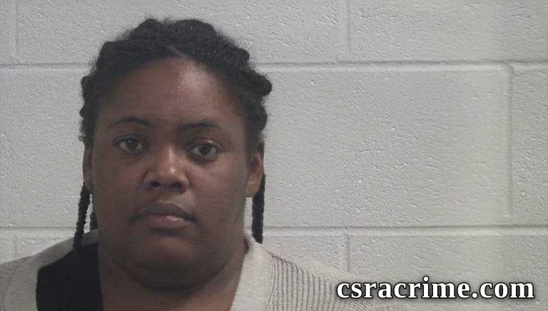 Laasian Porshia Huff booking photo