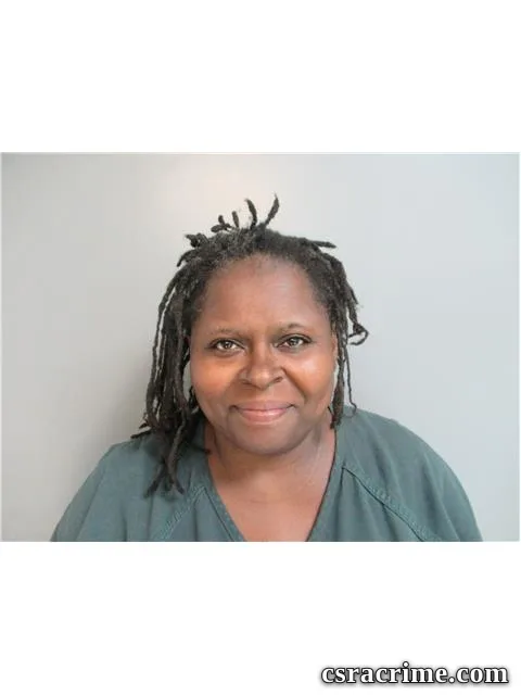 Latrina Hollingsworth booking photo