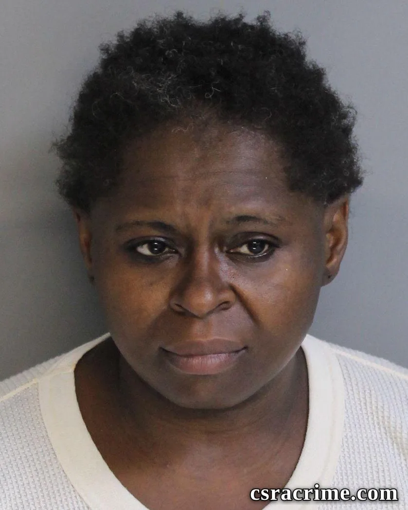 Latrina Hollingsworth booking photo