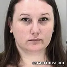 Lauren Willis booking photo