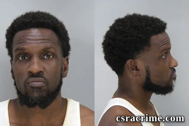 Lawayne Holt booking photo