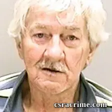 Lester Cowart booking photo