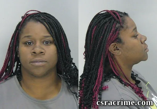 Moenesha Brown booking photo