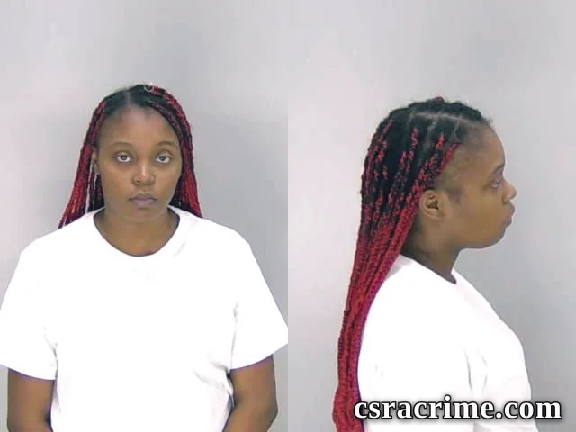 Quannisha Adams booking photo