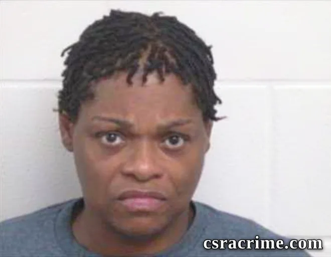Queena Lashan Burnett booking photo