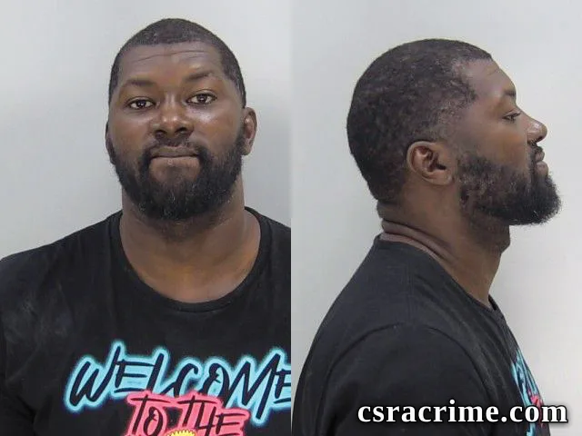 Quincy Mole booking photo