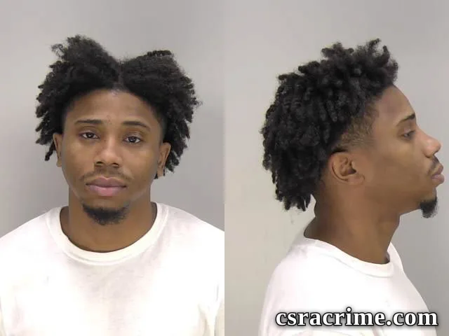 Qynnshon Riddles booking photo