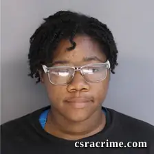 Raedejana Frazier booking photo