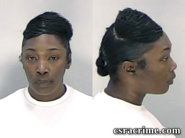 Robernette Scriven booking photo