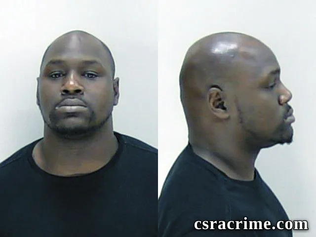 Robert Seymore JR booking photo