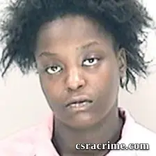 Roshuna White booking photo