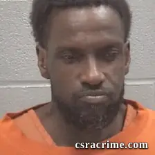 Santorias Lawayne Holt booking photo