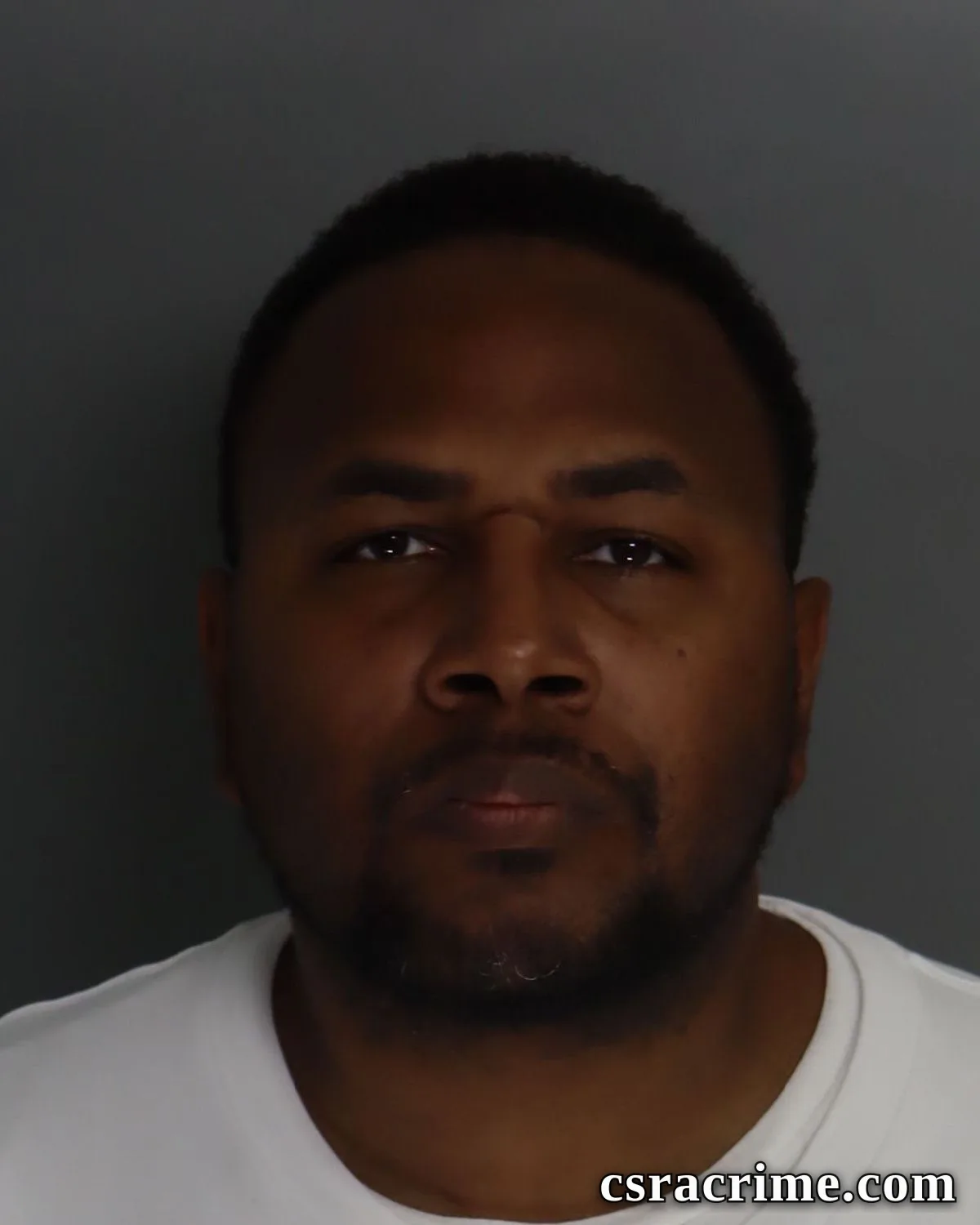 Sessel Bent-Lavant booking photo