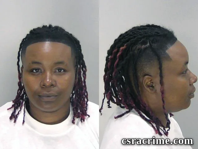 Shabreia Roberts booking photo