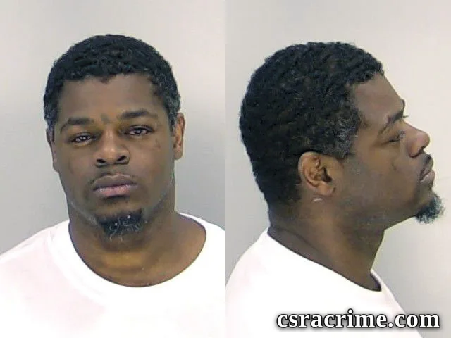 Shawndale White booking photo