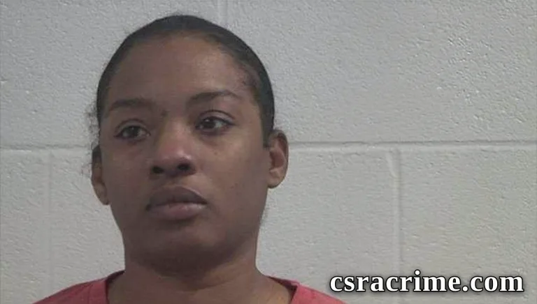 Shondrelle Denise Sanders booking photo