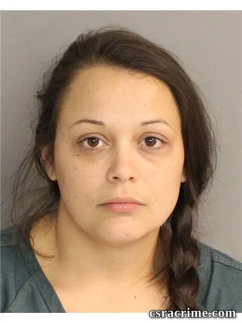 Summer Lewis booking photo