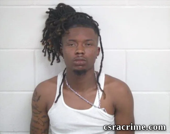 Titia Monileta Harris booking photo