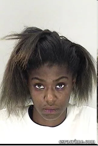 Tranesa Scott booking photo