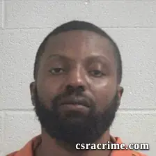 Travis Letroy Moore booking photo