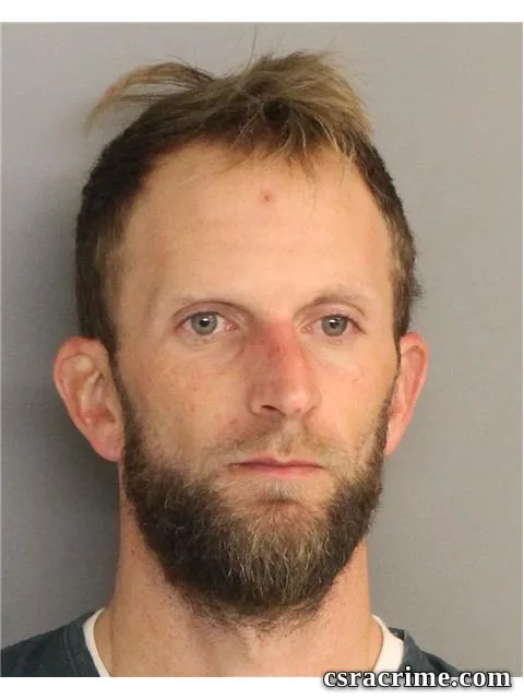 Travis Pennington booking photo