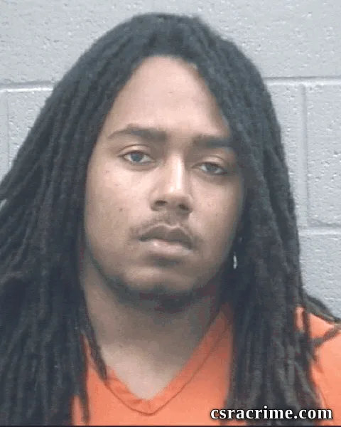 Valdez Holmes booking photo